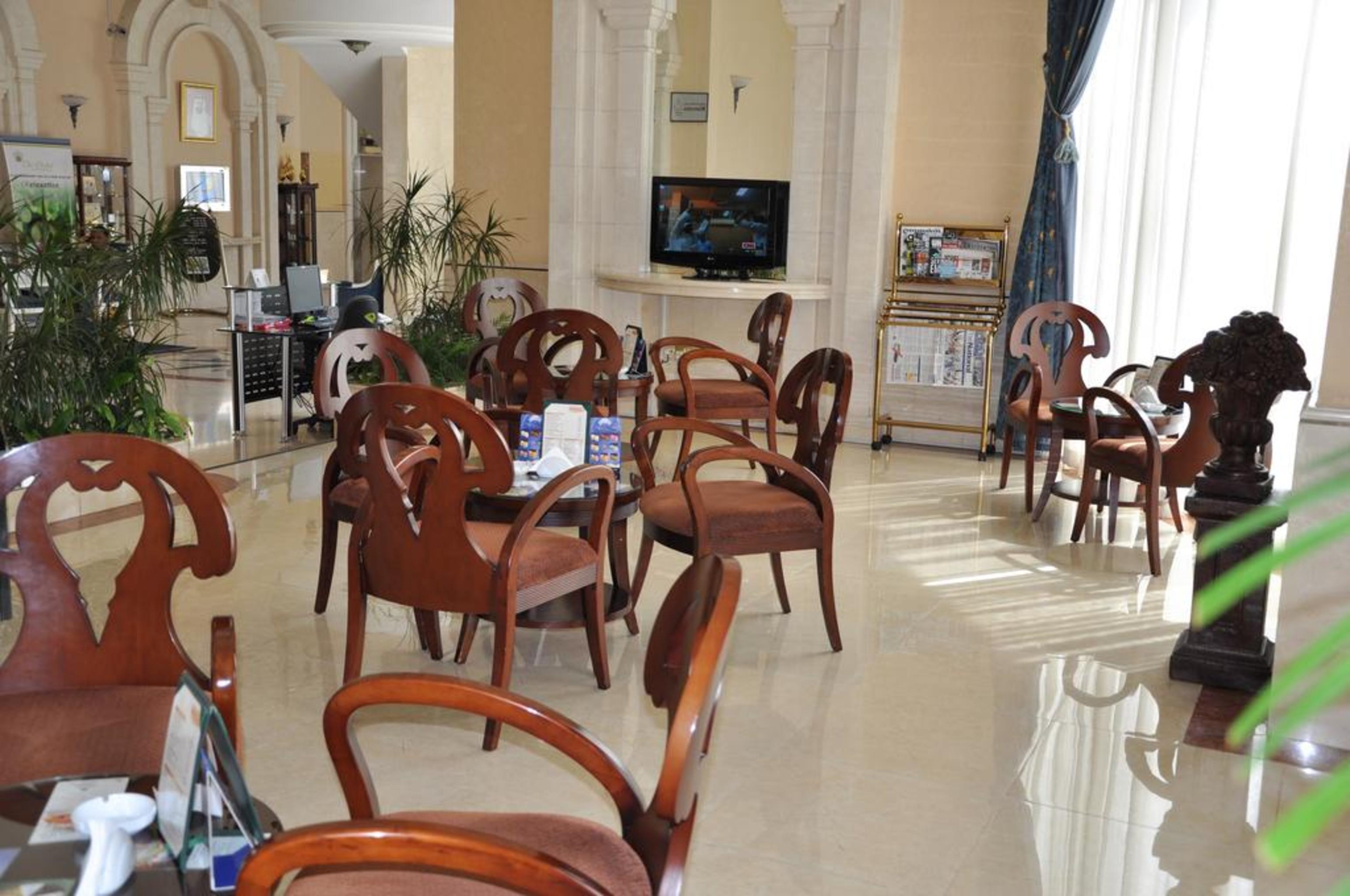 Grand Continental Hotel Abu Dhabi Ngoại thất bức ảnh