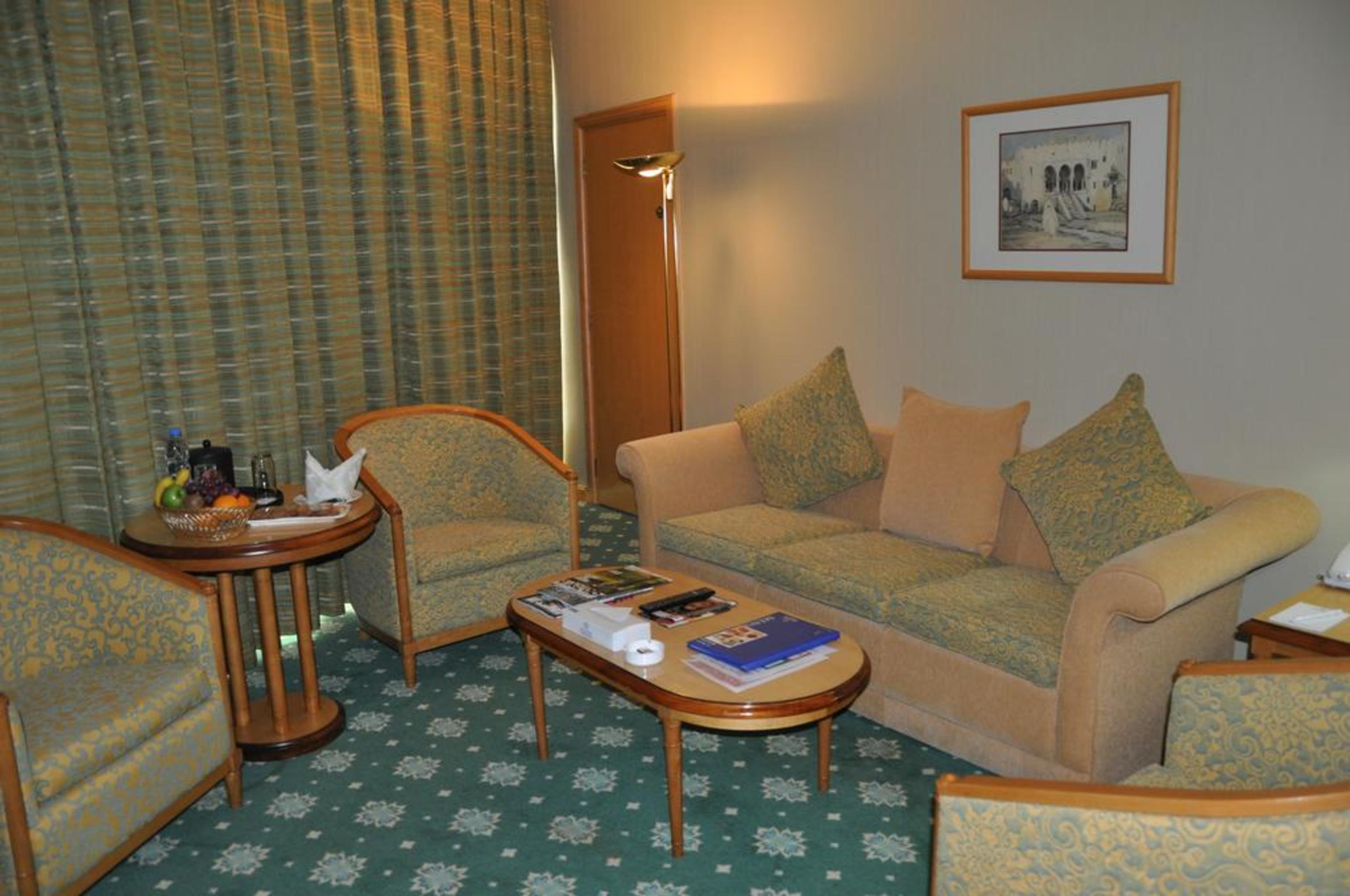 Grand Continental Hotel Abu Dhabi Ngoại thất bức ảnh
