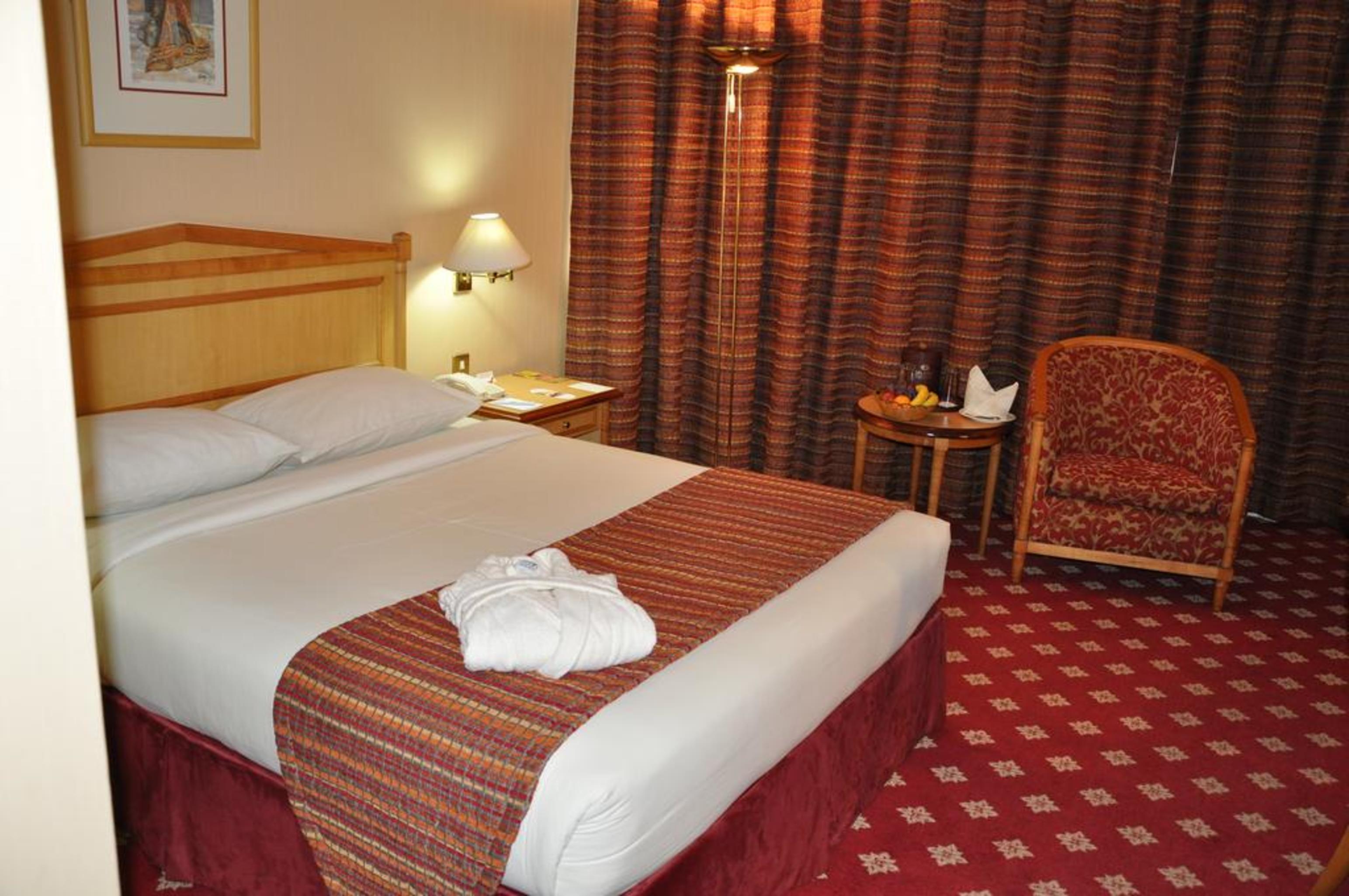 Grand Continental Hotel Abu Dhabi Ngoại thất bức ảnh