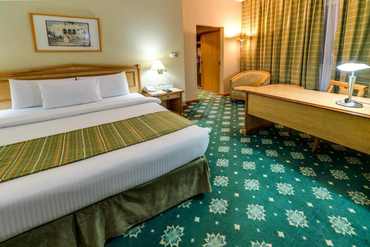 Grand Continental Hotel Abu Dhabi Ngoại thất bức ảnh
