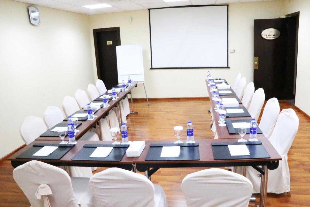 Grand Continental Hotel Abu Dhabi Ngoại thất bức ảnh