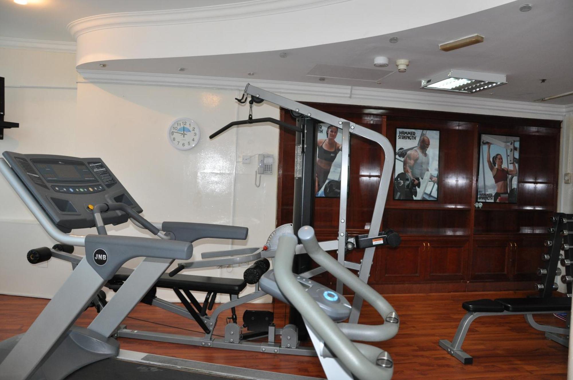 Grand Continental Hotel Abu Dhabi Ngoại thất bức ảnh